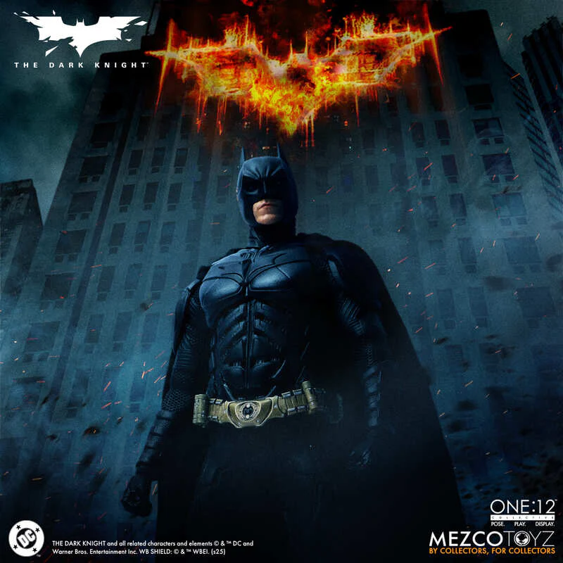 Mezco ONE:12 Collective The Dark Knight - BATMAN Action Figure (Pre-order) - Image 3